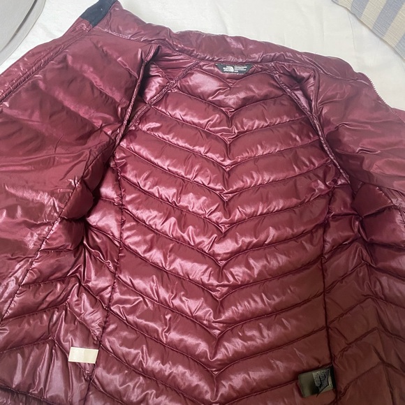 The North Face Jacket - Picture 5 of 6